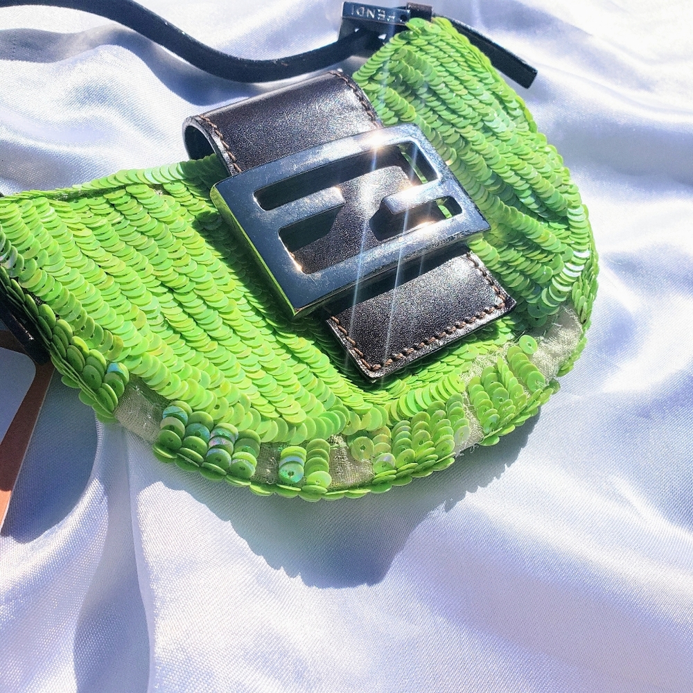 💚SOLD FENDI SEQUIN CROISSANT💚 - Picture 5 of 11